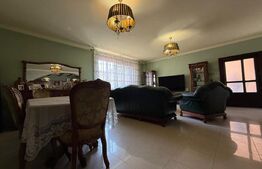 Casa individuala cu 10 camere si piscina, in Zona Dambovita COMISION 0