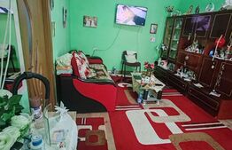 Apartament de vanzare, cu 2 camere, 55 mp, zona Sinaia