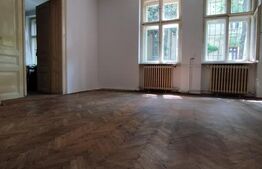 Casa istorica, 2 apartamnte, curte proprie- posibilitati multiple, zona Balcescu