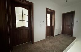 Casa de inchiriat 200mp aproape de principala Giroc, pretabil firme/familii mari