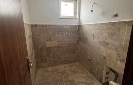 Casa de inchiriat 200mp aproape de principala Giroc, pretabil firme/familii mari