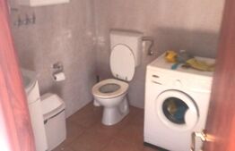 Spatiu comercial, de vanzare, parter + apartament la etaj, zona Mehala