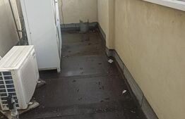 Spatiu comercial, de vanzare, parter + apartament la etaj, zona Mehala