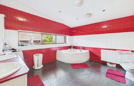 Casa compusa din doua apartamente, de vanzare, cu 8 camere, 255 mp, zona Mehala