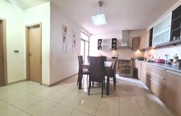 Casa compusa din doua apartamente, de vanzare, cu 8 camere, 255 mp, zona Mehala