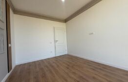 Apartament de vânzare, cu 3 camere, 55 mp, zona Torontalului 