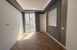 Apartament de vânzare, cu 3 camere, 55 mp, zona Torontalului  