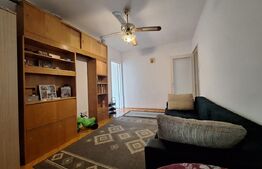 Apartamet de vanzare, cu 3 camere, 46 mp, zona Sagului-SHOPPING CITY