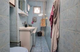 Apartamet de vanzare, cu 3 camere, 46 mp, zona Sagului-SHOPPING CITY