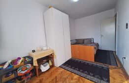 Apartamet de vanzare, cu 3 camere, 46 mp, zona Sagului-SHOPPING CITY
