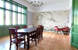 Apartament de vanzare, cu 3 camere, 100 mp, zona centrala