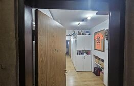 Apartament de vanzare, cu 3 camere, 70 mp, zona Lipovei