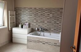 Casă spațioasă, de vanzare, cu 4 camere, 120 mp, zona Selgros