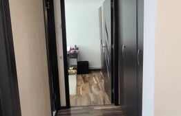 Apartament de vanzare, cu 3 camere, 67 mp, zona Bucovina