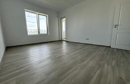 Apartament cu 2 camere, complet decomandat, terasa mare, zona asfaltata Giroc.