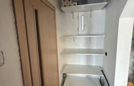 Apartament de vanzare, cu 3 camere, 47 mp utili, zona Sagului 