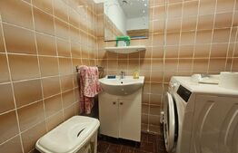 Apartament de vanzare, cu 4 camere, 77 mp, zona Soarelui