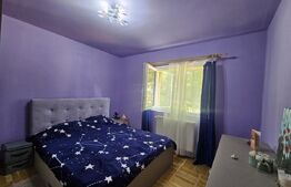 Apartament de vanzare, cu 4 camere, 77 mp, zona Soarelui