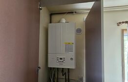 Apartament de vanzare, cu 4 camere, 77 mp, zona Soarelui