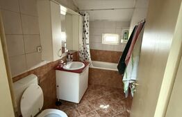 Apartament de vanzare, cu 4 camere, 68 mp, zona Modern