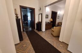 Apartament de vanzare, cu 4 camere, 125 mp, zona P-ta Romanilor