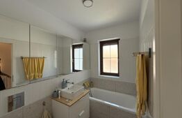 Casă de vanzare, cu 5 camere, 120 mp, zona Mehala 