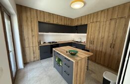 Casă de vanzare, cu 5 camere, 120 mp, zona Mehala 