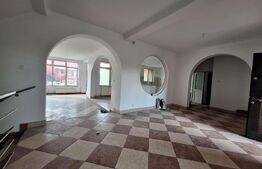 OPORTUNITE! Casa individuala, 8 camere, 3 garaje, 3 terase, teren 850mp, Mehala