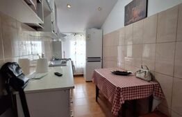 Apartament de vanzare, cu 2 camere decomandat, mobilat, zona Spitalul Judetean