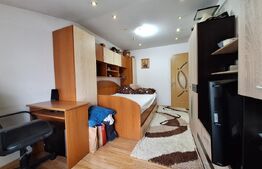 Apartament de vanzare, cu 2 camere decomandat, mobilat, zona Spitalul Judetean