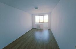 Apartament de vanzare, cu 3 camere, zona Olimpia-Stadion cu vedere panoramica