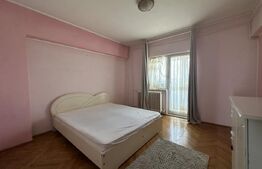 Apartament de vanzare, cu 3 camere, 2 bai, zona Iulius Town