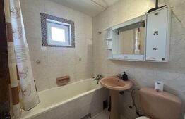 Apartament de vanzare, cu 3 camere, 2 bai, zona Iulius Town