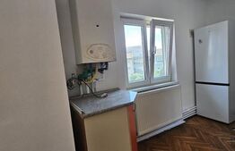 Apartament de vanzare, 2 camere, model mare, balcon, view, Andrei Saguna 