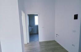 Spatiu, de vanzare, 77 mp, zona Torontalului