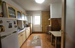 Apartament 3 camere decomandat  66 mp + 2 balcoane 95.000€