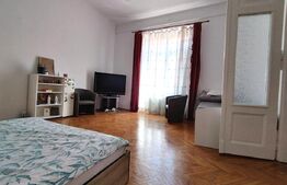 Apartament 3 camere, cladire istorica cu poveste-  Iosefin, început de secol XX