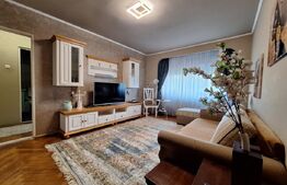 Apartament de inchiriat, cu 3 camere, modern, zona Centrala