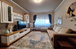 Apartament de inchiriat, cu 3 camere, modern, zona Centrala