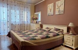 Apartament de inchiriat, cu 3 camere, modern, zona Centrala