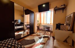 Apartament de vanzare, cu 2 camere, spatios, zona Aradului