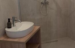 Apartament de vânzare, 56 mp, zona centrala