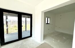 Casă individuală în stil american – spațioasă și luminoasa