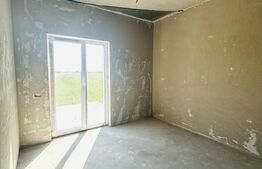 Casă individuală cu design modern și curte proprie – confort și eleganță 