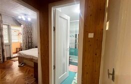   Apartament cu 3 camere, etaj 1, decomandat, zona Lipovei 