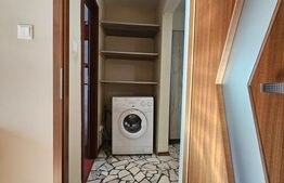 Apartament cu 2 camere, decomandat, et1