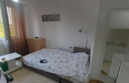 Garsoniera de vanzare cu o camera, etaj 3, zona Lipovei