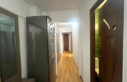 Apartament de vanzare, cu 3 camere, decomandat, 65mp, zona Lipovei