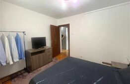 Apartament de vanzare, cu 3 camere, decomandat, 65mp, zona Lipovei