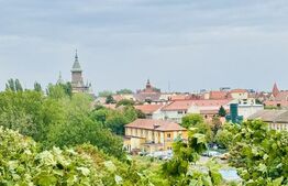 Apartament 2 camere cu vedere spre Bega – oportunitate de investiție/ renovare